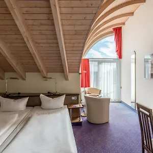 hotellátogatás